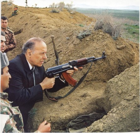 Ulu öndər Heydər Əliyevin ən böyük arzularından biri Qarabağın işğaldan azad olunması idi